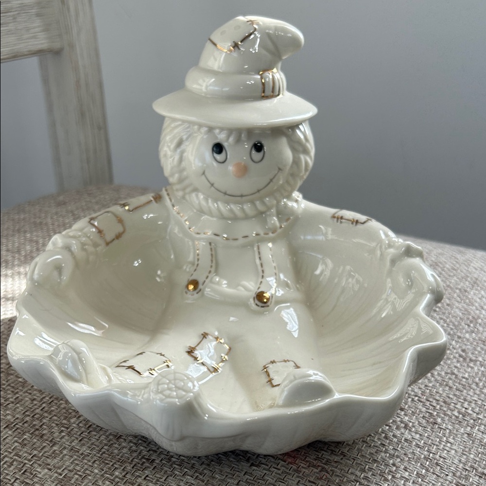 Lenox Cream and Gold Holiday Scarecrow Dish
